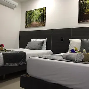 3* Hotel 10 Express
