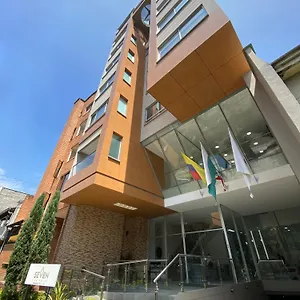 4* Hotel Seven