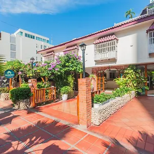 Hotel Baluarte Coast