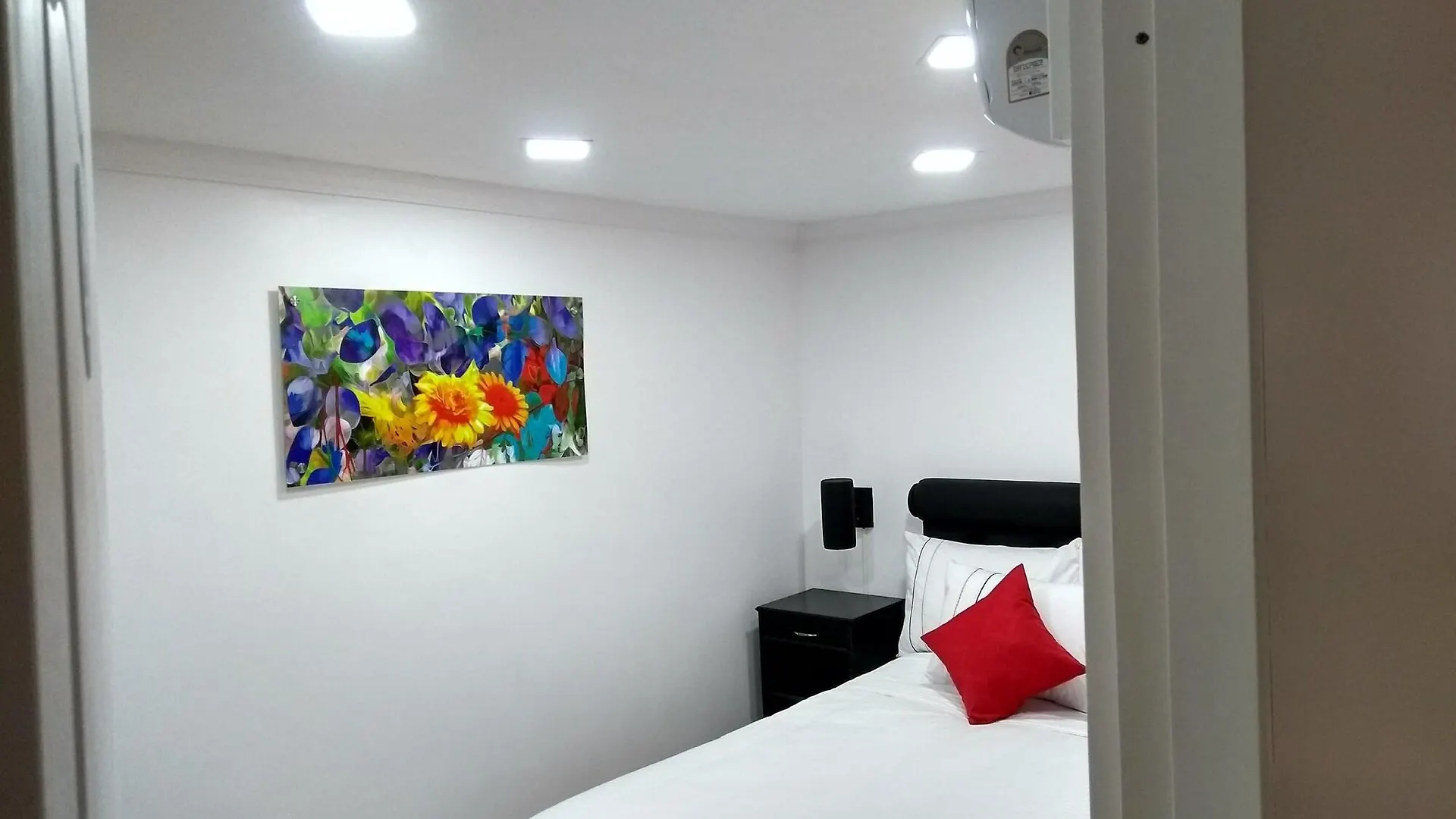 Hotel Veler Restaurante Medellin 3*,