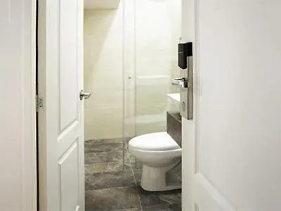Hotel Veler Medellín 3*,  Colombia